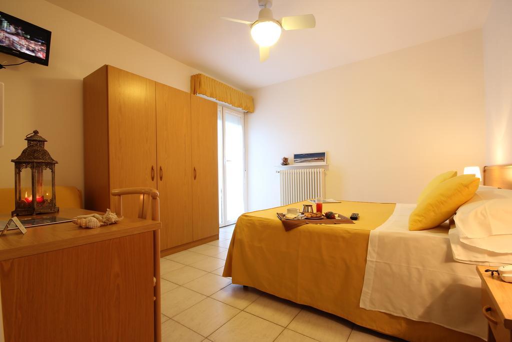 Hotel Miramare Forte dei Marmi Room photo
