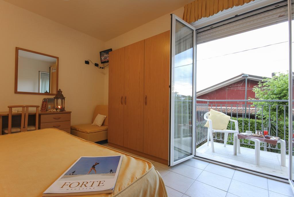 Hotel Miramare Forte dei Marmi Room photo